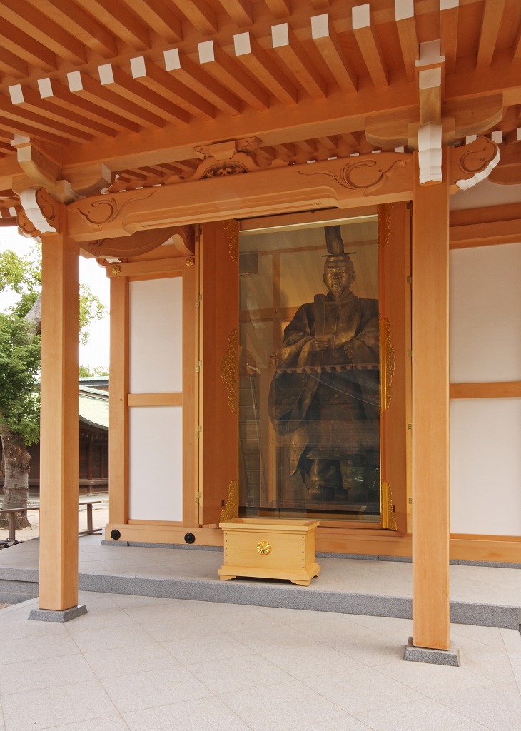 筥崎宮　亀山上皇像奉安殿