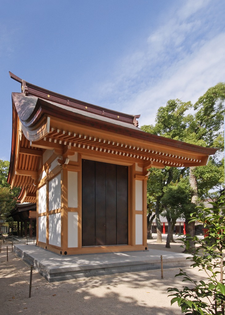 筥崎宮　亀山上皇像奉安殿