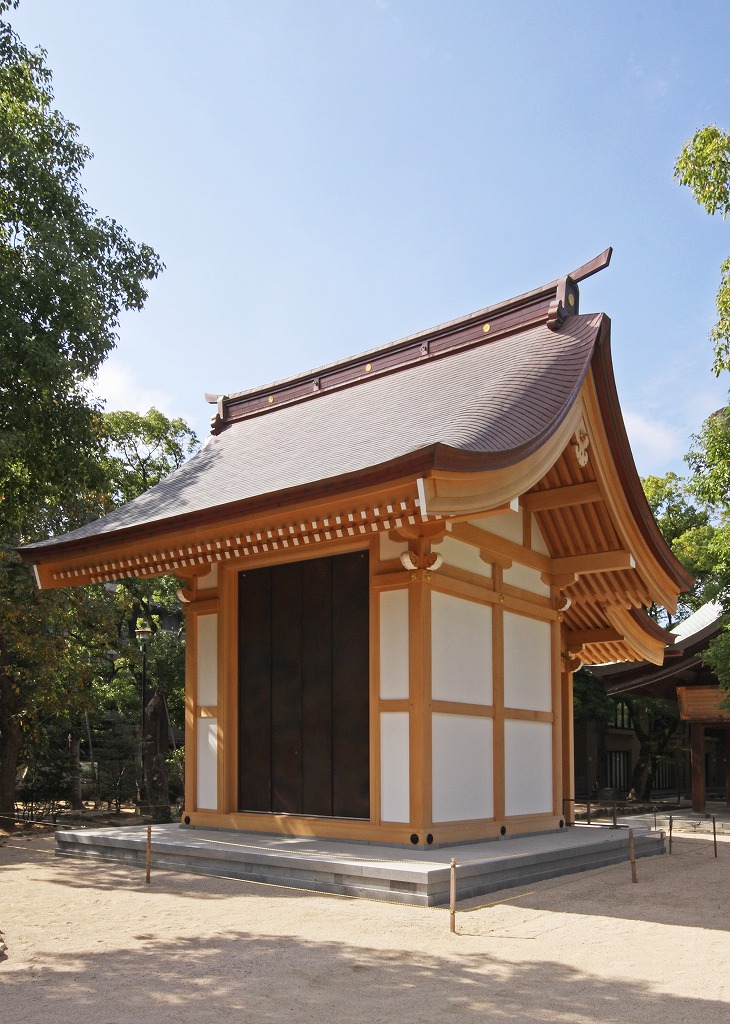筥崎宮　亀山上皇像奉安殿